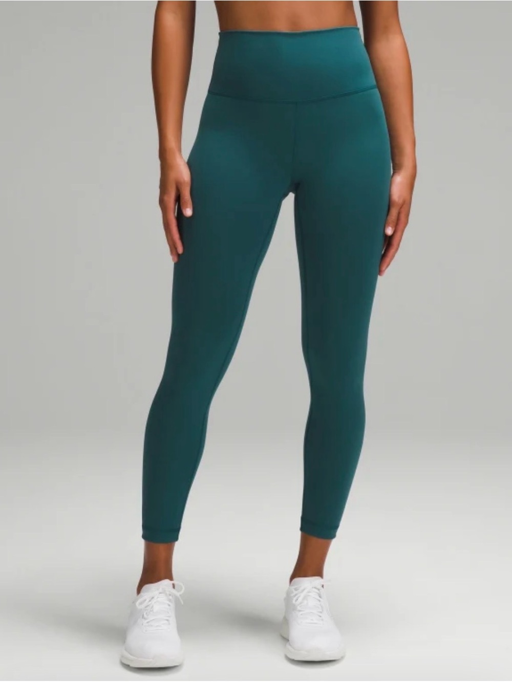 Lululemon Wunder Train High-Rise Tight 25". Size 4. Teal.